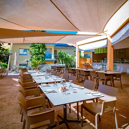 Malama Village אתר נופש